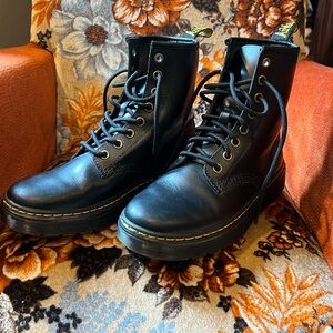 DR MARTENS 1460 Lace Up Boots Black M5/L6
